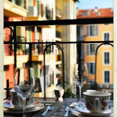 Flamingo 2pax-wifi-nice Port * Nice