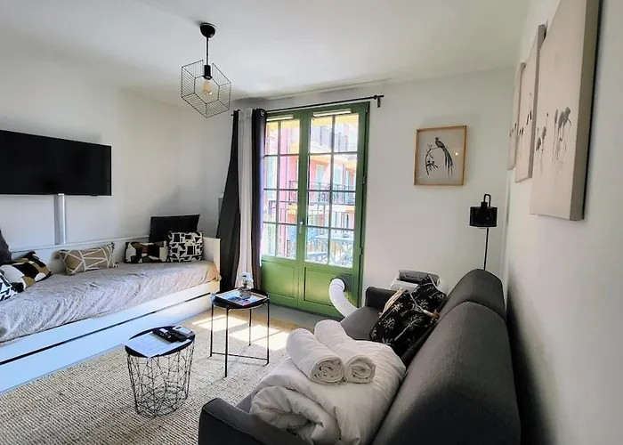Wehost - Flamingo Apartament *