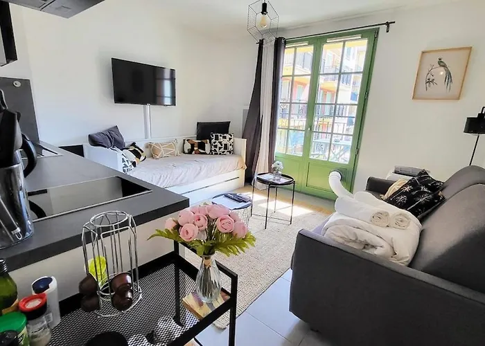 Wehost - Flamingo Apartament