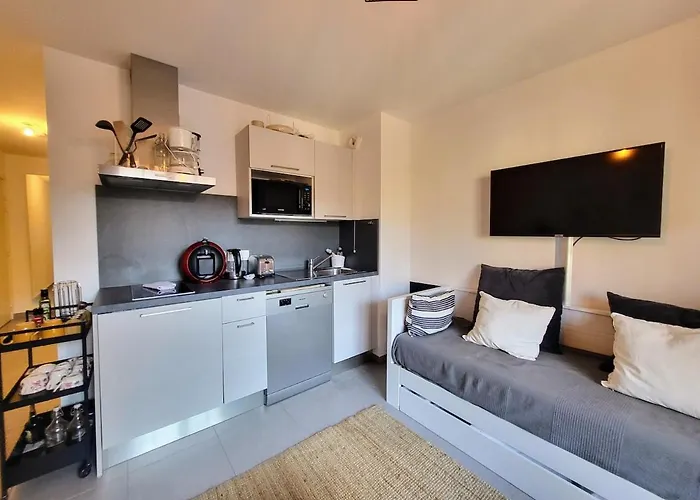Wehost - Flamingo Apartment *